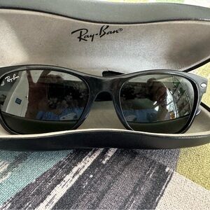 Vintage RayBan sunglasses.